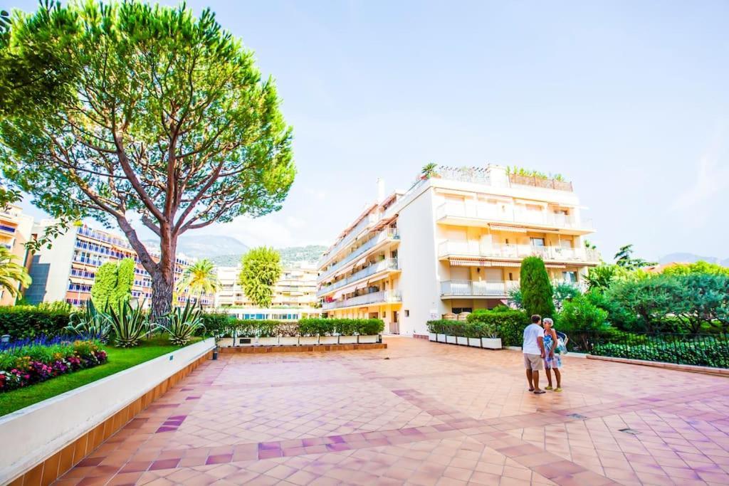 French Riviera: Seafront Apt & Pool Near Monaco Roquebrune-Cap-Martin Zewnętrze zdjęcie