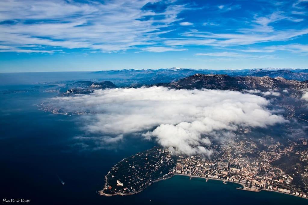 French Riviera: Seafront Apt & Pool Near Monaco Roquebrune-Cap-Martin Zewnętrze zdjęcie